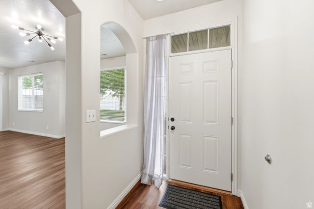 674 CANTERBURY LN, North Salt Lake, UT 84054