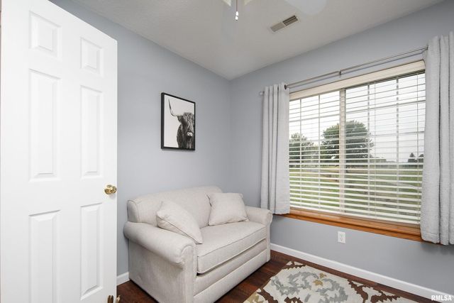 2956 HOLIDAY Court Bldg. 4, Unit 7, Bettendorf, IA 52722