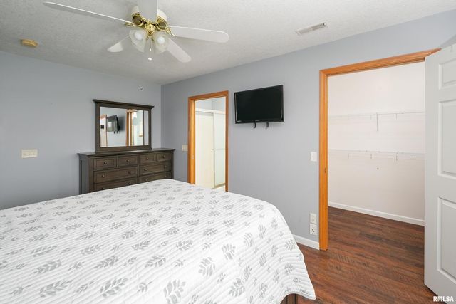 2956 HOLIDAY Court Bldg. 4, Unit 7, Bettendorf, IA 52722