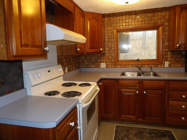 634 Stevens Road, Pittsford, VT 05763