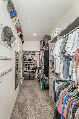3160 Salem Avenue, Clovis, CA 93619
