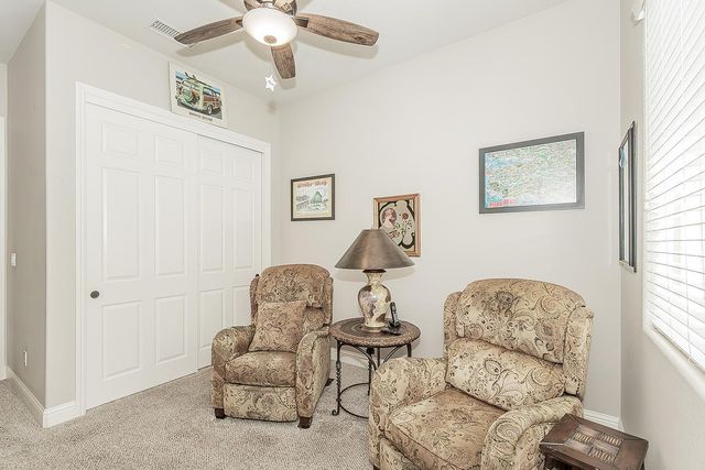 3160 Salem Avenue, Clovis, CA 93619