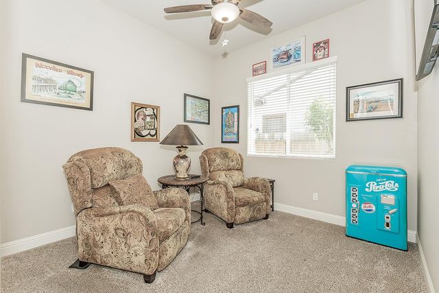 3160 Salem Avenue, Clovis, CA 93619
