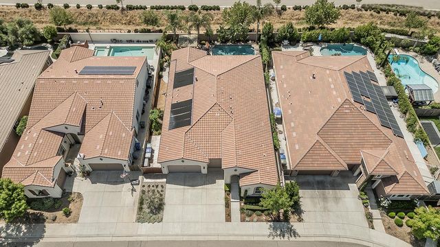 3160 Salem Avenue, Clovis, CA 93619