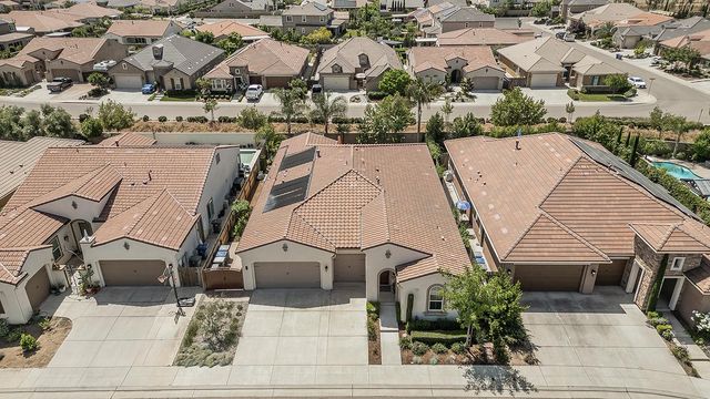 3160 Salem Avenue, Clovis, CA 93619