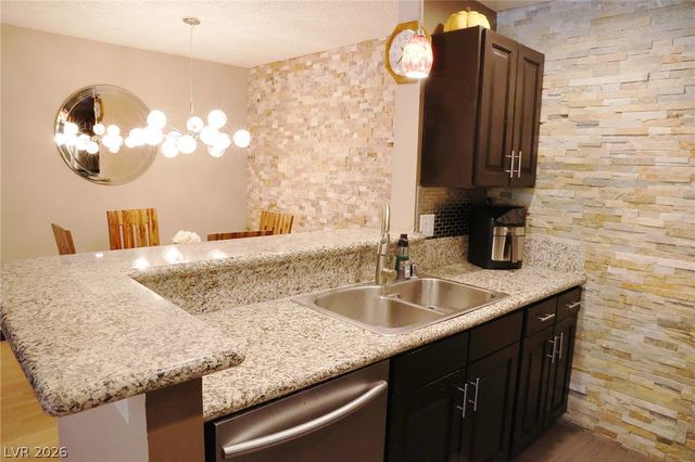 2200 South Fort Apache Road 2032, Las Vegas, NV 89117