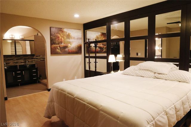 2200 South Fort Apache Road 2032, Las Vegas, NV 89117