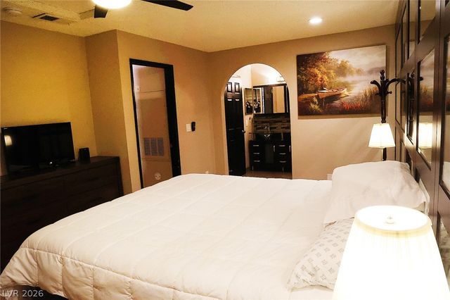 2200 South Fort Apache Road 2032, Las Vegas, NV 89117