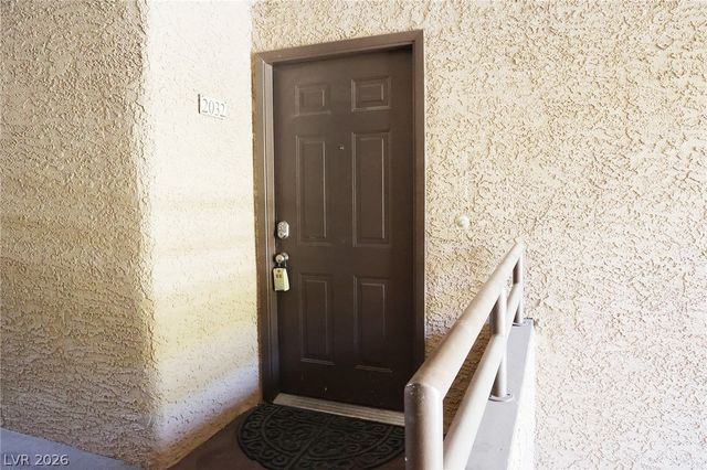 2200 South Fort Apache Road 2032, Las Vegas, NV 89117