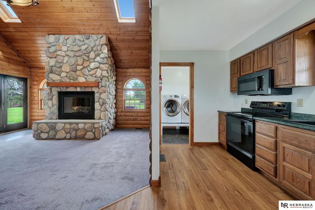 8700 W Waverly Road, Malcolm, NE 68402