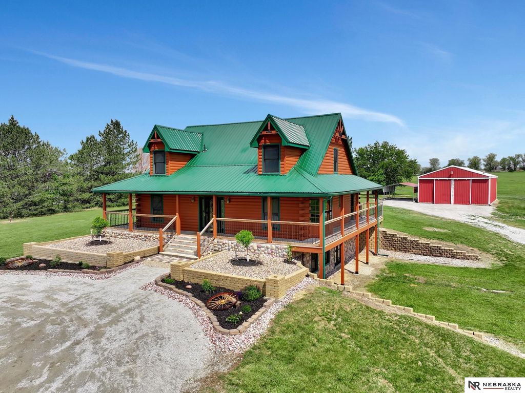 8700 W Waverly Road, Malcolm, NE 68402