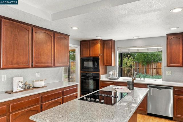 135 Camden Ct., San Ramon, CA 94582