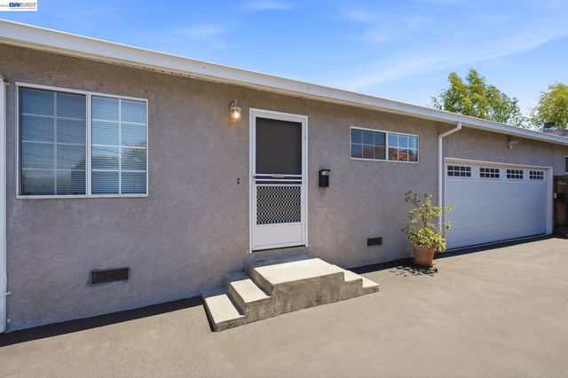 1318 Hudson St, Redwood City, CA 94061