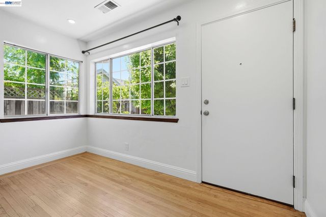 1318 Hudson St, Redwood City, CA 94061