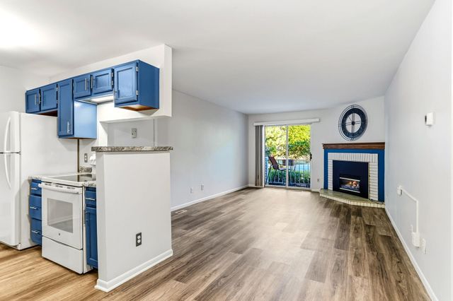 2310 Benson Avenue H, Saint Paul, MN 55116