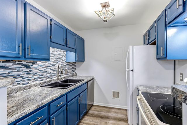 2310 Benson Avenue H, Saint Paul, MN 55116