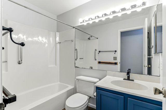 2310 Benson Avenue H, Saint Paul, MN 55116