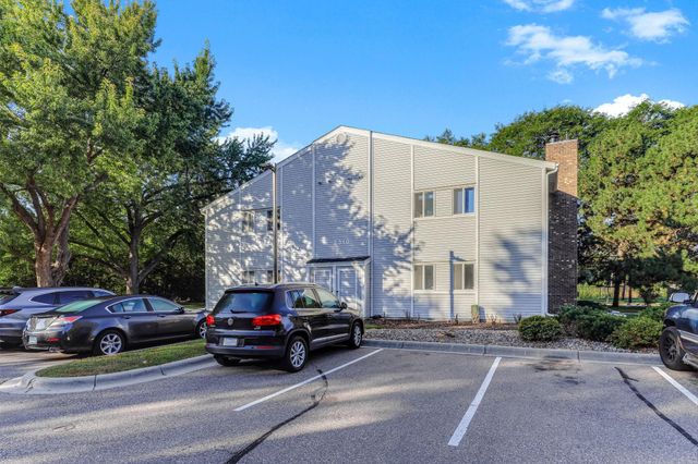 2310 Benson Avenue H, Saint Paul, MN 55116