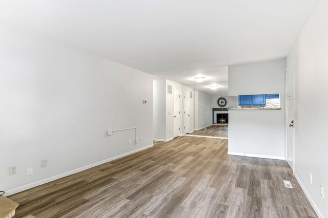 2310 Benson Avenue H, Saint Paul, MN 55116