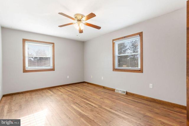 857 HANCOCK DR, Gettysburg, PA 17325