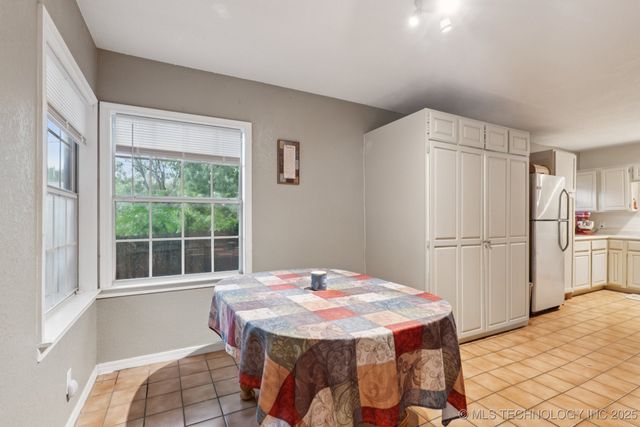 2204 S Oswego Place, Tulsa, OK 74114