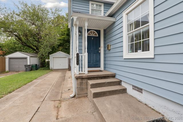 2204 S Oswego Place, Tulsa, OK 74114