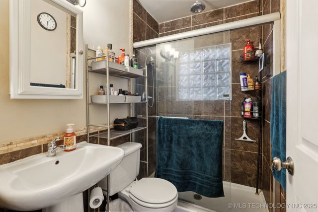 2204 S Oswego Place, Tulsa, OK 74114