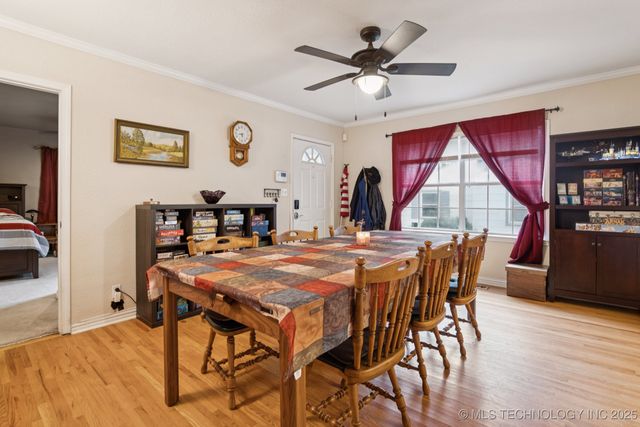 2204 S Oswego Place, Tulsa, OK 74114