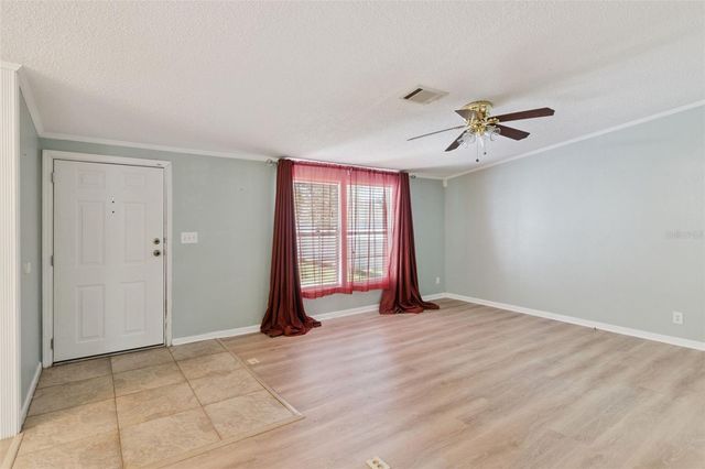 575 LINDSEY DRIVE, Lakeland, FL 33809