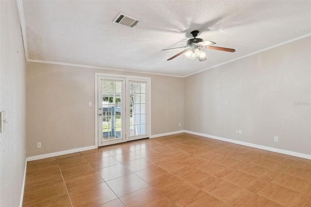575 LINDSEY DRIVE, Lakeland, FL 33809