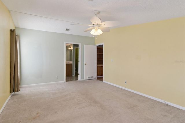 575 LINDSEY DRIVE, Lakeland, FL 33809