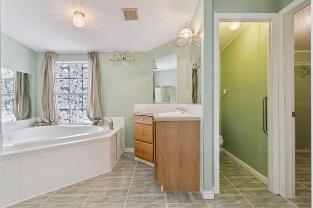 575 LINDSEY DRIVE, Lakeland, FL 33809