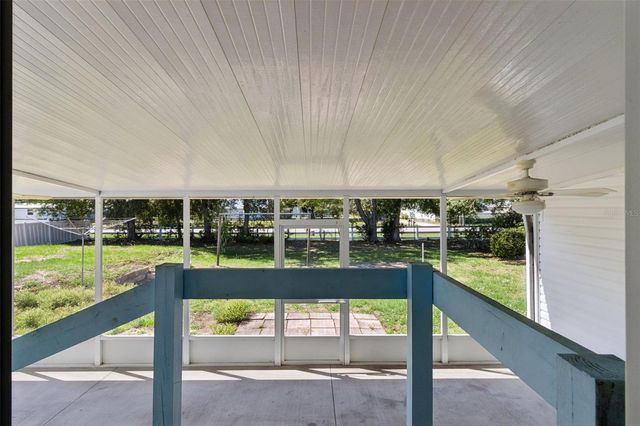 575 LINDSEY DRIVE, Lakeland, FL 33809