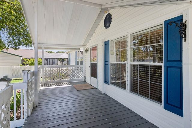 575 LINDSEY DRIVE, Lakeland, FL 33809