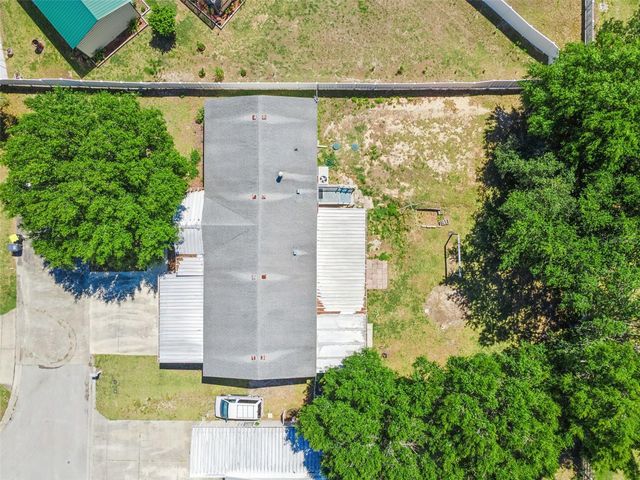 575 LINDSEY DRIVE, Lakeland, FL 33809