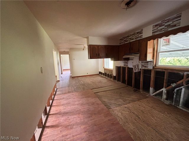 4672 Veterans Boulevard, New Cumberland, WV 26047