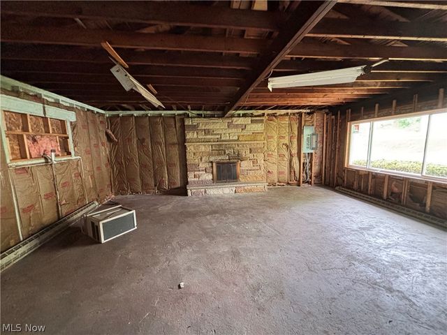 4672 Veterans Boulevard, New Cumberland, WV 26047