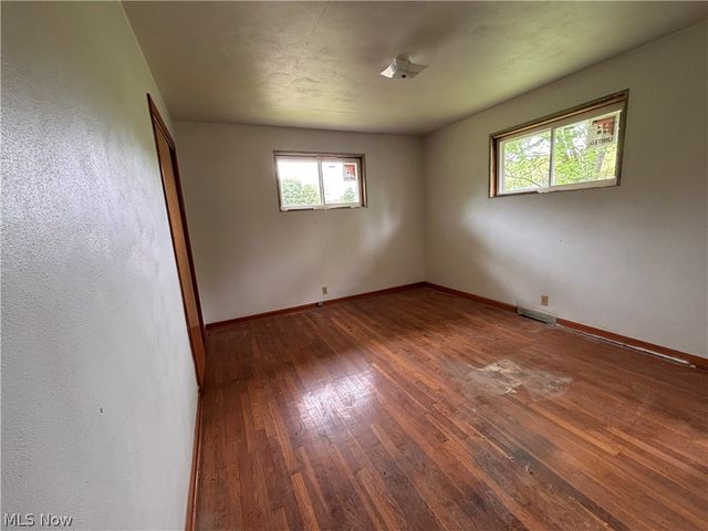 4672 Veterans Boulevard, New Cumberland, WV 26047