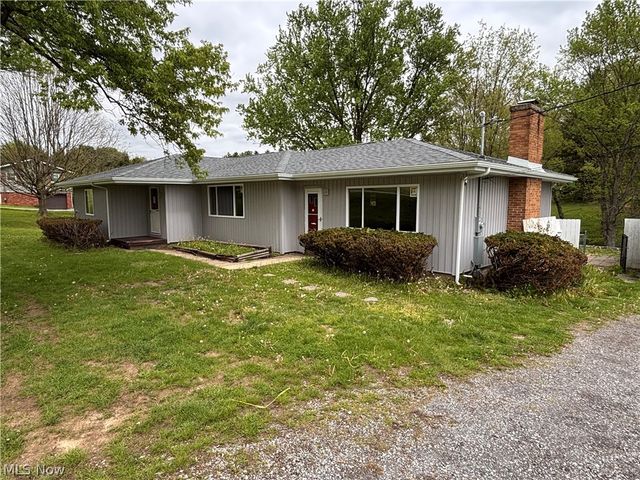 4672 Veterans Boulevard, New Cumberland, WV 26047