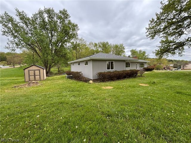 4672 Veterans Boulevard, New Cumberland, WV 26047