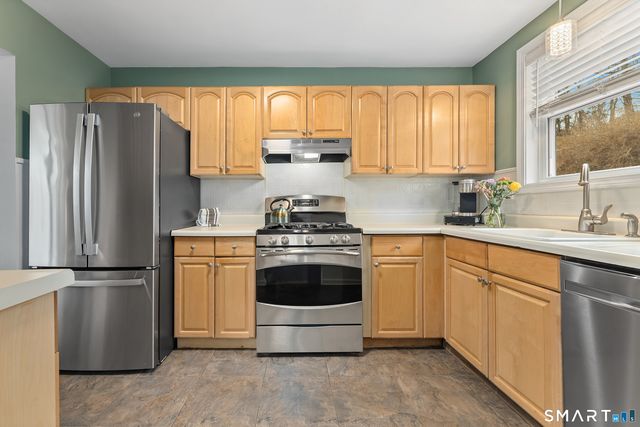 14 Valley Road, Danbury, CT 06811