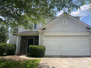 8841 Laurel Run Drive, Charlotte, NC 28269