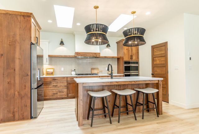 662 Rania Way W, West Fargo, ND 58078