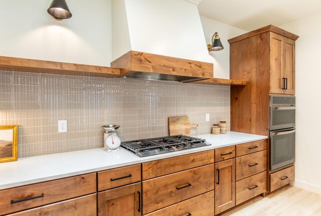 662 Rania Way W, West Fargo, ND 58078