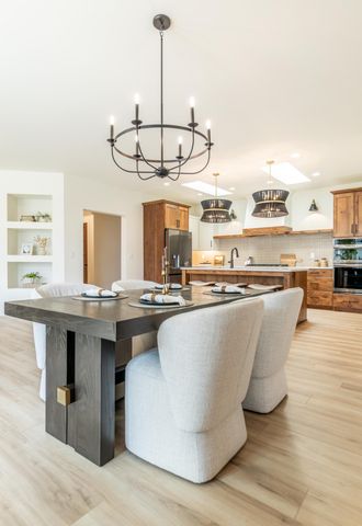 662 Rania Way W, West Fargo, ND 58078