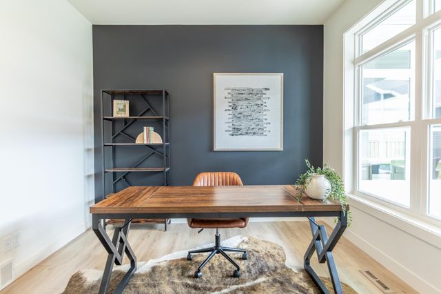 662 Rania Way W, West Fargo, ND 58078