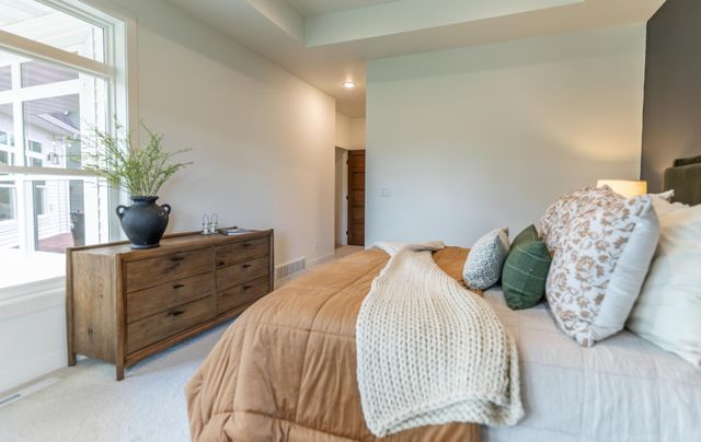 662 Rania Way W, West Fargo, ND 58078