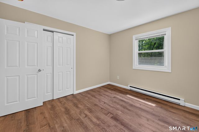 11 Glover Avenue, Old Lyme, CT 06371