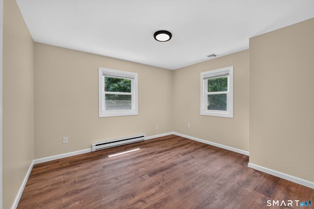 11 Glover Avenue, Old Lyme, CT 06371