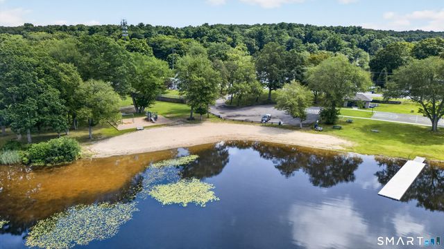 11 Glover Avenue, Old Lyme, CT 06371